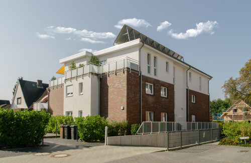 Pinneberg, Mehrfamilienhaus