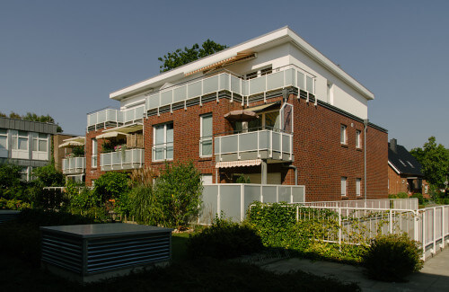 Rellingen, Mehrfamilienhaus